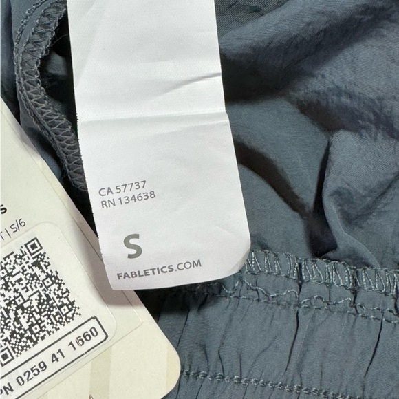 NWT Fabletics Jaylee Colorblock Track Pant, Storm Cloud Multi, Size Small - Picture 8 of 11